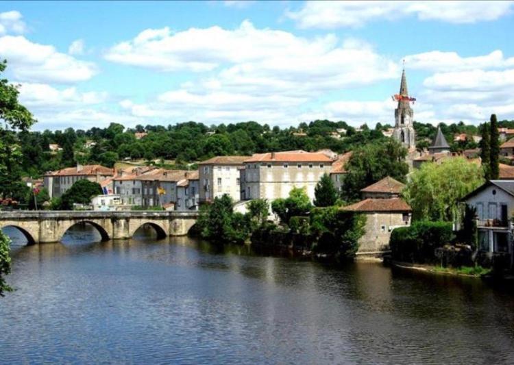 Gite Des Lavandes Oradour-Fanais 外观 照片